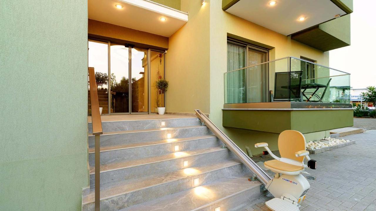 Estelle Family Luxury Apartments & Suites ゲラキニ エクステリア 写真