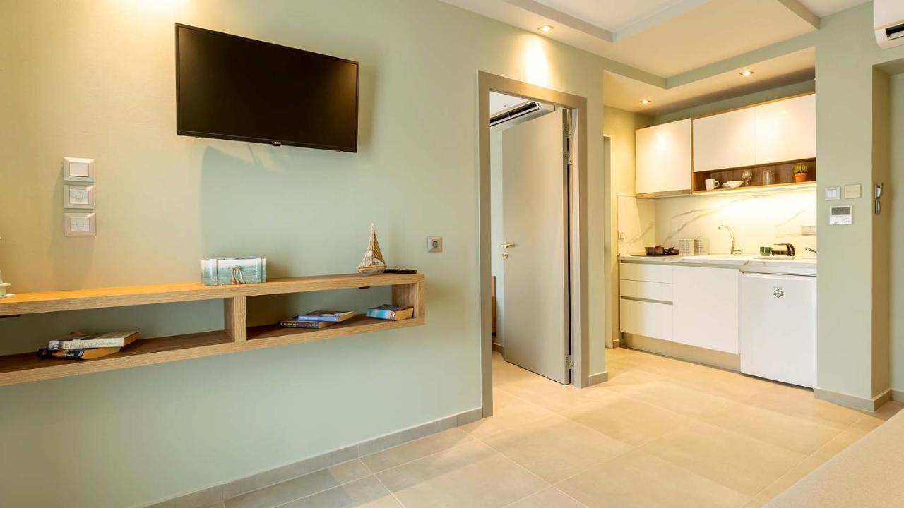 Estelle Family Luxury Apartments & Suites ゲラキニ エクステリア 写真